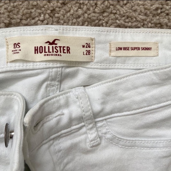 Hollister White Skinny Jeans - Picture 3 of 3